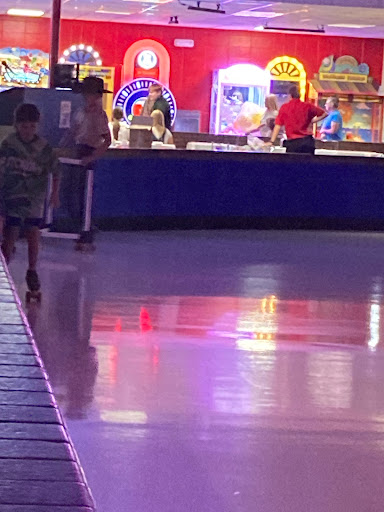 Roller Skating Rink «Carousel Skate Center», reviews and photos, 312 N West St, Wichita, KS 67203, USA