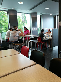 Atmosphère du Restaurant KFC Grenoble St-Martin-D'Hères à Saint-Martin-d'Hères - n°18