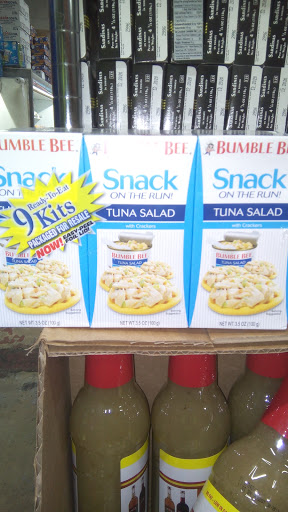 Supermarket «Rey Chavez Distributors Corporation», reviews and photos, 780 W 17th St, Hialeah, FL 33010, USA