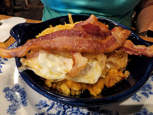 American Restaurant «Cracker Barrel Old Country Store», reviews and photos, 275 Brenton Way, Shepherdsville, KY 40165, USA