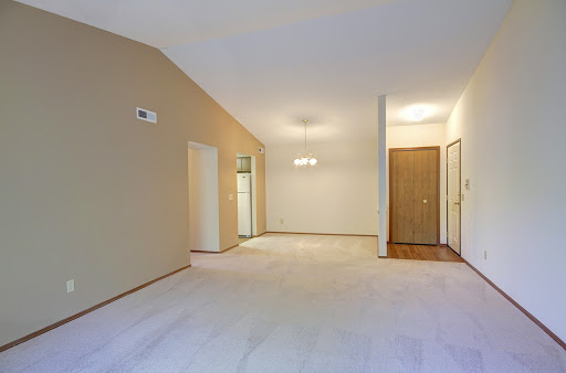 Windsor Place Apartments image 3