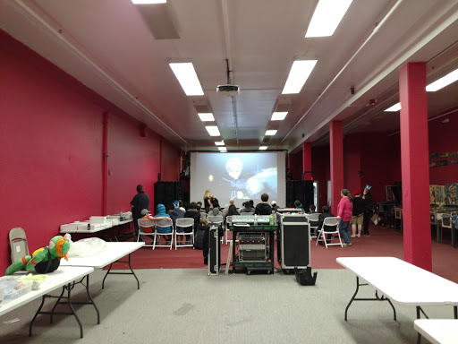 Comic Book Store «Vintage Villains», reviews and photos, 126 N Vermilion St, Danville, IL 61832, USA