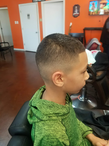 Barber Shop «Marlos Barbershop», reviews and photos, 5917 E 86th St, Indianapolis, IN 46250, USA