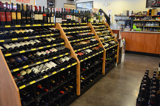 Wine Store «Favorite Liquors», reviews and photos, 2570 Madison St, Clarksville, TN 37043, USA