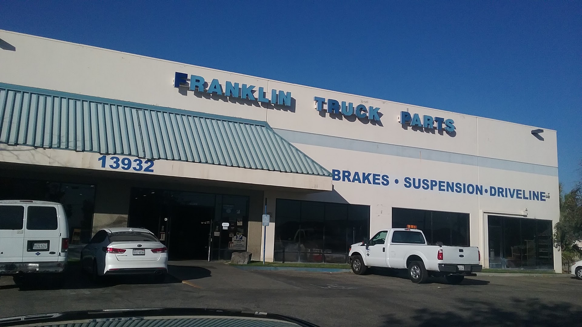 Truck accessories store In Fontana CA 