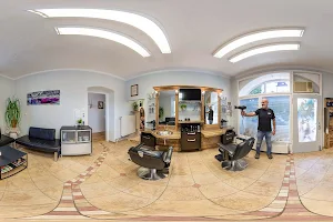 Christian Rinnhofer - Friseur Salon image