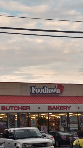 Grocery Store «Foodtown of New Rochelle», reviews and photos, 430 Pelham Rd, New Rochelle, NY 10805, USA