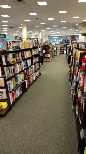 Book Store «Barnes & Noble», reviews and photos, 1 E Towne Mall, Madison, WI 53704, USA