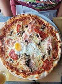 Pizza du Restaurant italien Bouddha Beach à Menton - n°13