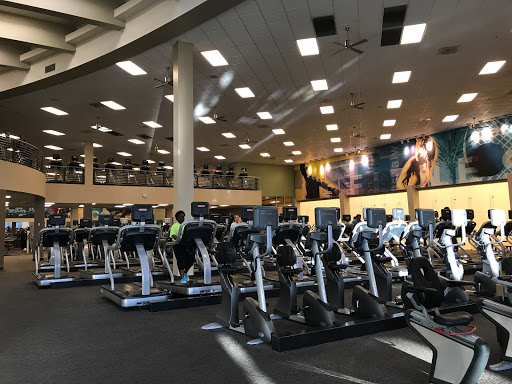 Gym «LA Fitness», reviews and photos, 28211 Newhall Ranch Rd, Valencia, CA 91355, USA