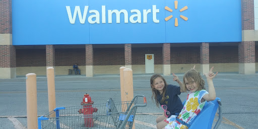 Department Store «Walmart Supercenter», reviews and photos, 3450 Valley Plaza Pkwy, Fort Wright, KY 41017, USA