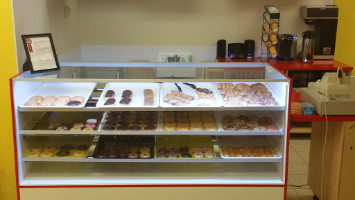 Donut Shop «Walton Donuts», reviews and photos, 11098 W Jewell Ave, Lakewood, CO 80227, USA