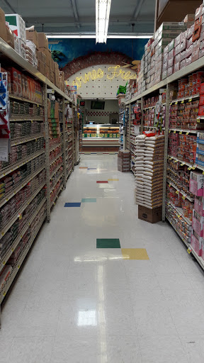 Grocery Store «Vallarta Supermarkets», reviews and photos, 305 Olive Ave, Porterville, CA 93257, USA