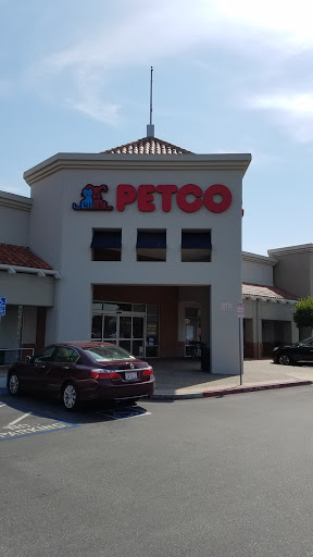 Pet Supply Store «Petco Animal Supplies», reviews and photos, 3012 Bridgepointe Pkwy, San Mateo, CA 94404, USA