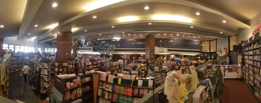 Book Store «Kinokuniya Seattle», reviews and photos, 525 S Weller St, Seattle, WA 98104, USA