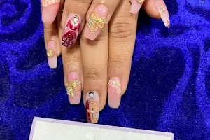 Nails Tale image