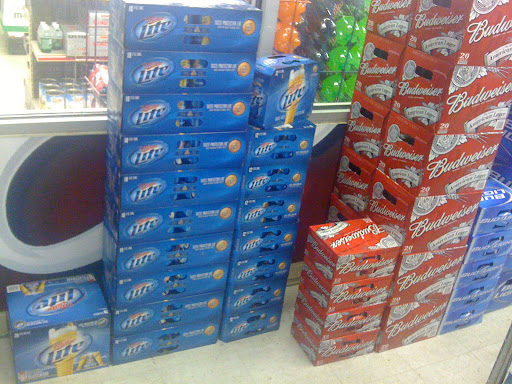 Liquor Store «Cork & Bottle», reviews and photos, 309 A Ave W, Oskaloosa, IA 52577, USA