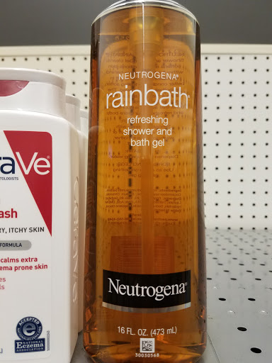 Supermarket «Super Stop & Shop», reviews and photos, 533 E Main St, Bay Shore, NY 11706, USA