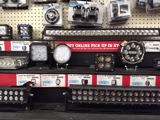 Home Improvement Store «Tractor Supply Co.», reviews and photos, 389 Comfort Dr, Harrison, OH 45030, USA