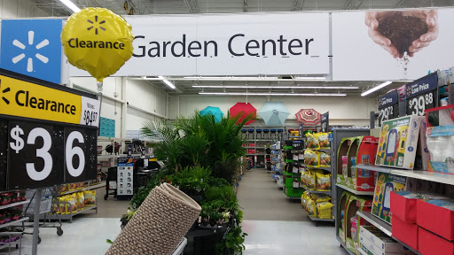 Department Store «Walmart Supercenter», reviews and photos, 2801 Commerce Dr, Coralville, IA 52241, USA