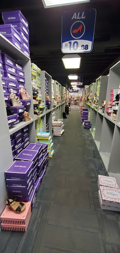 Shoe Store «Wholesale Fashion Shoes», reviews and photos, 4041 E Thomas Rd, Phoenix, AZ 85018, USA