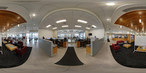 Toyota Dealer «Royal Moore Toyota», reviews and photos, 1415 SE River Rd, Hillsboro, OR 97123, USA