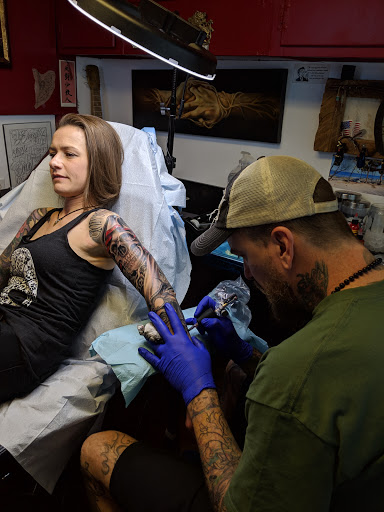 Tattoo Shop «Against the Grain Tattoos», reviews and photos, 1380 Cypress Ave, Melbourne, FL 32935, USA