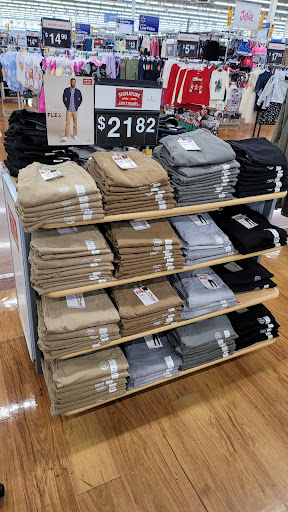 Discount Store «Walmart», reviews and photos, 1555 N Rand Rd, Palatine, IL 60074, USA