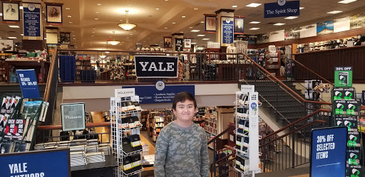 Book Store «Yale University Bookstore», reviews and photos, 77 Broadway, New Haven, CT 06511, USA