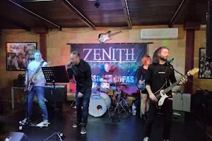 Zenith Música & Copas image