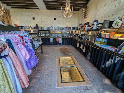 Boutique du château de Montmirail à Montmirail