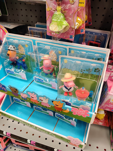 Variety Store «Five Below», reviews and photos, 3632 Concord Pike, Wilmington, DE 19803, USA