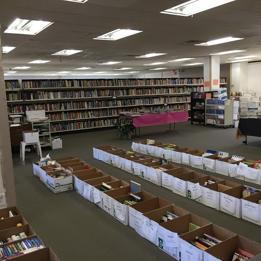 Book Store «Help A Mind Thrive Keep A Book», reviews and photos, 4626 SW 9th St, Des Moines, IA 50315, USA