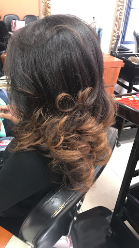 Beauty Salon «Francia Beauty Salon», reviews and photos, 938 E Gun Hill Rd, Bronx, NY 10469, USA