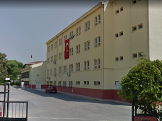 Karşıyaka Mehmet Ali Lahur Anadolu Lisesi