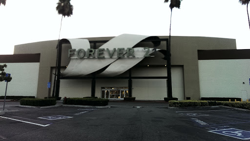 Clothing Store «Forever 21», reviews and photos, 500 Euclid St, Anaheim, CA 92801, USA