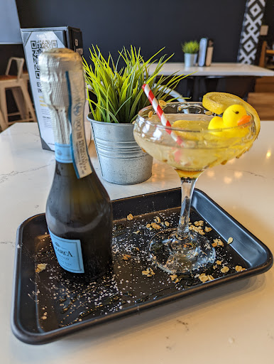 Restaurant «The Place 2 Be Restaurant», reviews and photos, 615 Franklin Ave, Hartford, CT 06114, USA