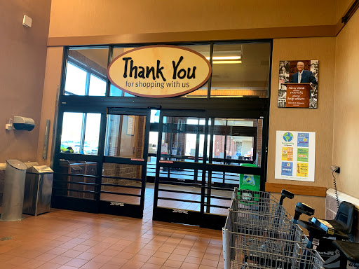 Grocery Store «Wegmans», reviews and photos, 100 Wegmans Way, Charlottesville, VA 22902, USA
