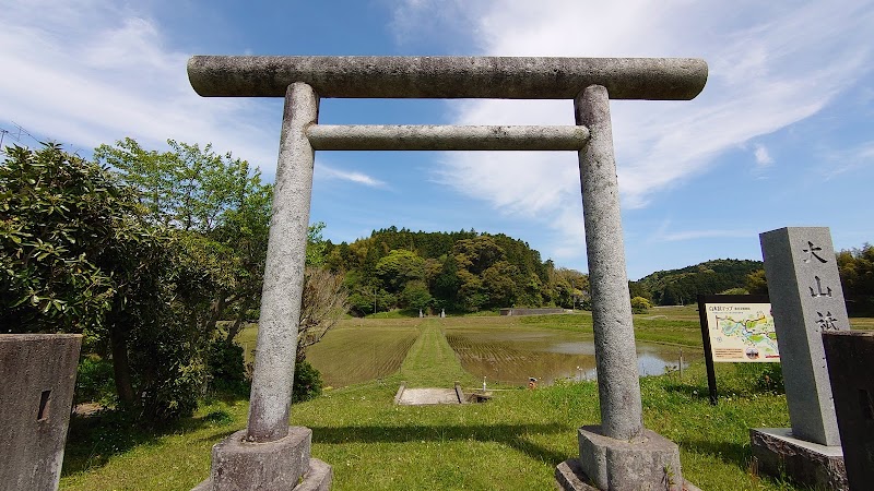 鳥居