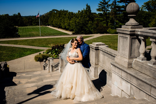 Bridal Shop «Chaz Bridal & Consignment», reviews and photos, 7333 Montgomery Rd, Cincinnati, OH 45236, USA