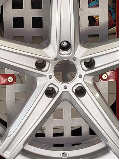 Tire Shop «Discount Tire Store - Hill Country Village, TX», reviews and photos, 15703 San Pedro Ave, Hill Country Village, TX 78232, USA