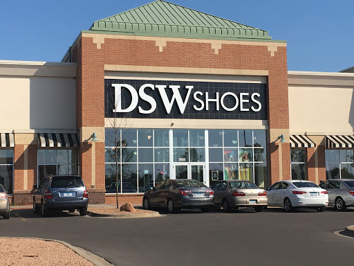 Shoe Store «DSW Designer Shoe Warehouse», reviews and photos, 12658 ...