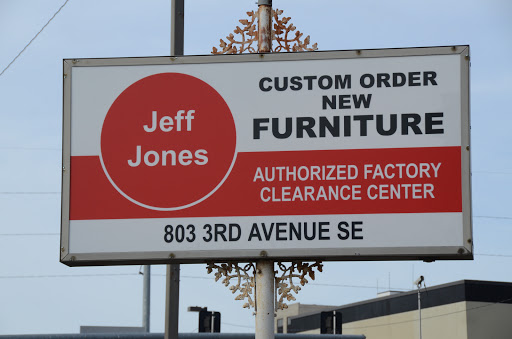 Furniture Store «Jeff Jones Furniture On Consignment», reviews and photos, 803 3rd Ave SE, Cedar Rapids, IA 52403, USA