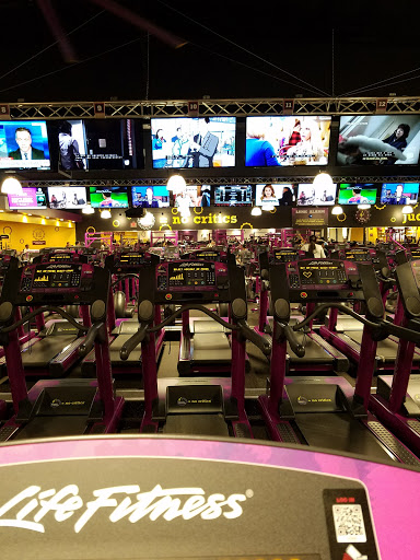 Gym «Planet Fitness», reviews and photos, 4135 Chicago Ave, Riverside, CA 92507, USA