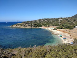 Foto von Spiaggia di Larboi mit kleine bucht