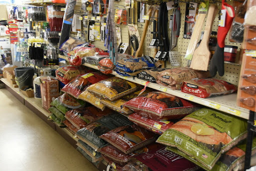 Hardware Store «Waukee Hardware & Rent It Center», reviews and photos, 380 6th St, Waukee, IA 50263, USA