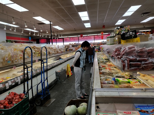 Asian Grocery Store «Richmond New May Wah Supermarket», reviews and photos, 707 Clement St, San Francisco, CA 94118, USA