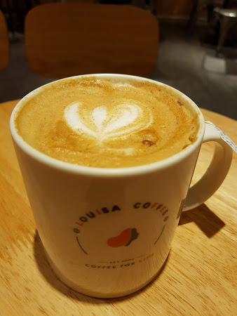 Louisa Coffee 路易．莎咖啡(中壢環中門市)