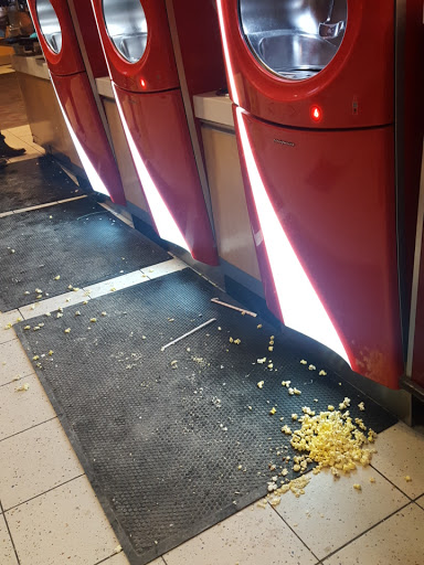 Movie Theater «AMC Showplace Cicero 14», reviews and photos, 4779 W Cermak Rd, Cicero, IL 60804, USA