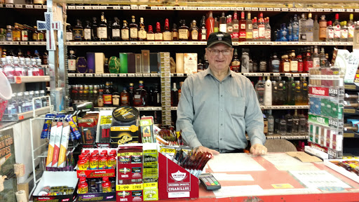Liquor Store «Haywards Liquor St-Atm», reviews and photos, 573 Main St #4, Belleville, MI 48111, USA